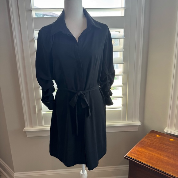 NWT Banana Republic Black Long Sleeve Dress - Picture 1 of 4
